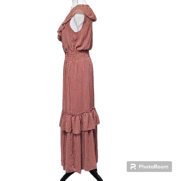 MAX STUDIO | TIRED RUFFLE SLEEVLESS DRESS - Picture 7 of 16